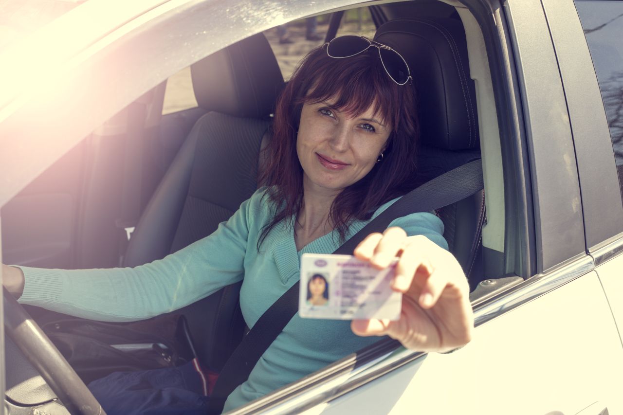 Jak znaleźć dobrego instruktora na prawo jazdy – dlaczego to takie ważne?